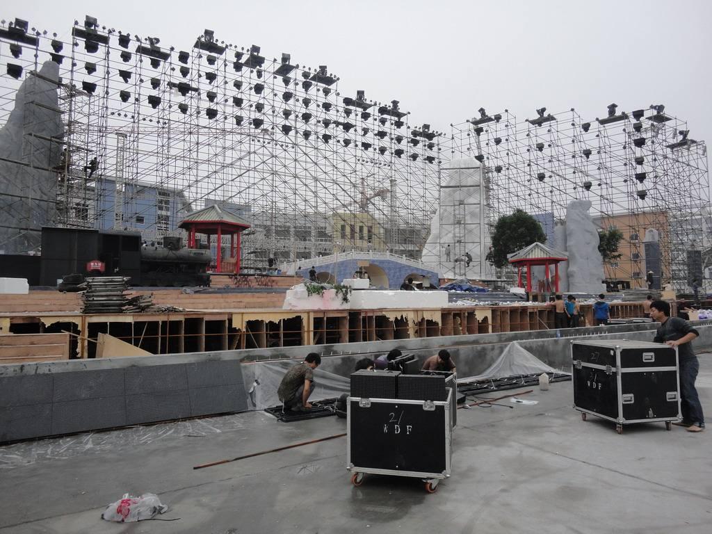 舞臺(tái)搭建 舞臺(tái)搭建